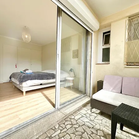 3p Refurbished Palm 200 M From The Beaches 戛纳