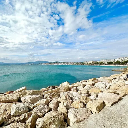 3p Refurbished Palm 200 M From The Beaches