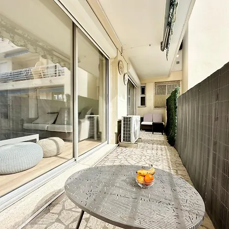 3p Refurbished Palm 200 M From The Beaches *