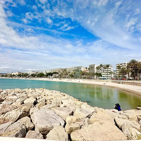3p Refurbished Palm 200 M From The Beaches *