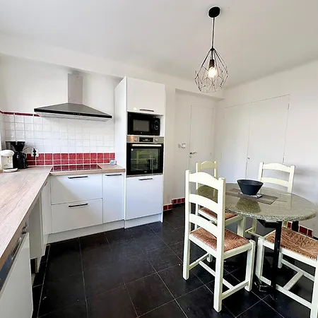 3p Refurbished Palm 200 M From The Beaches Lejlighed