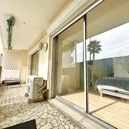 3p Refurbished Palm 200 M From The Beaches